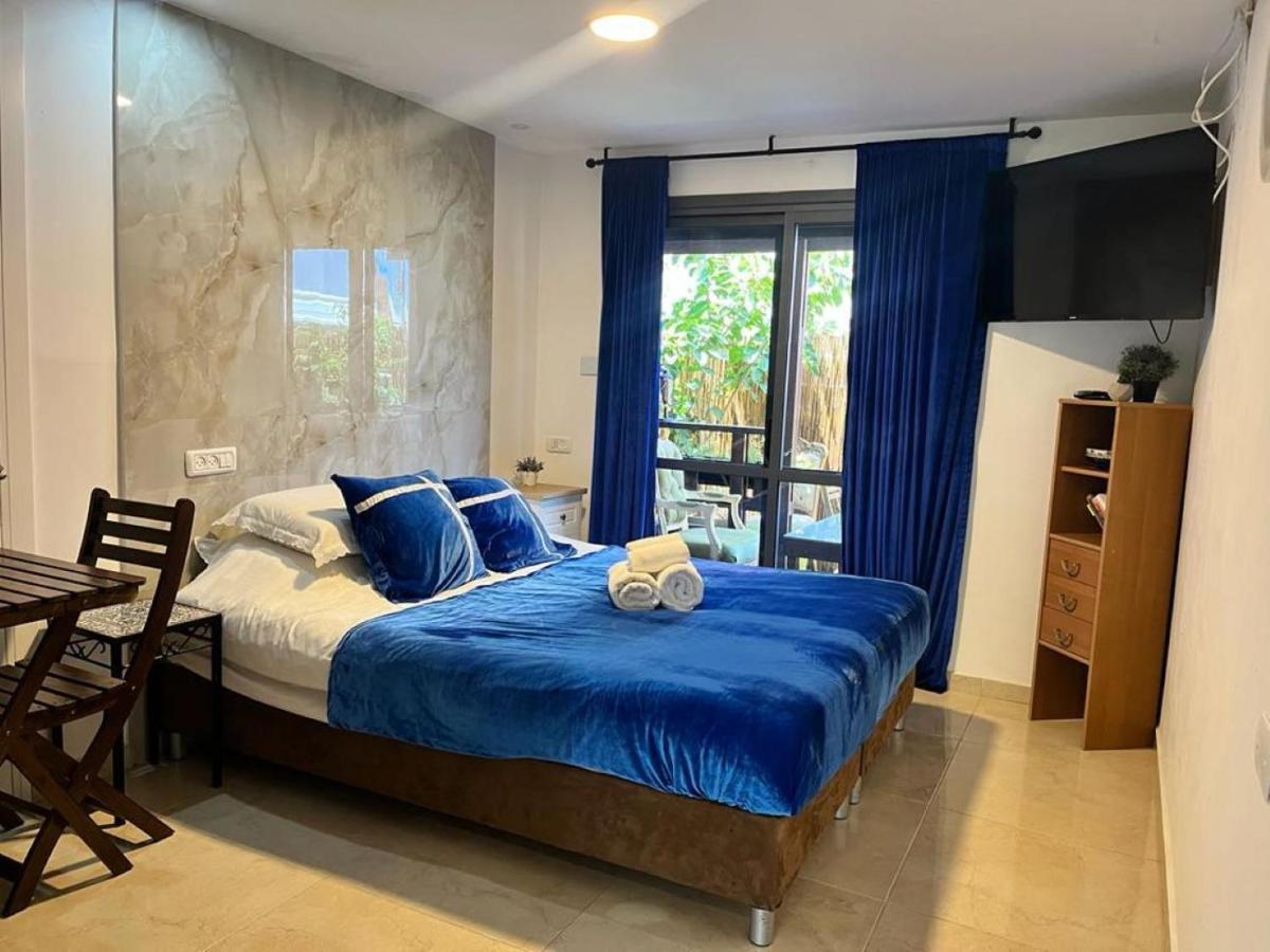 Ahuzat Shaul Seaside Bed & Breakfast Hadera Eksteriør bilde
