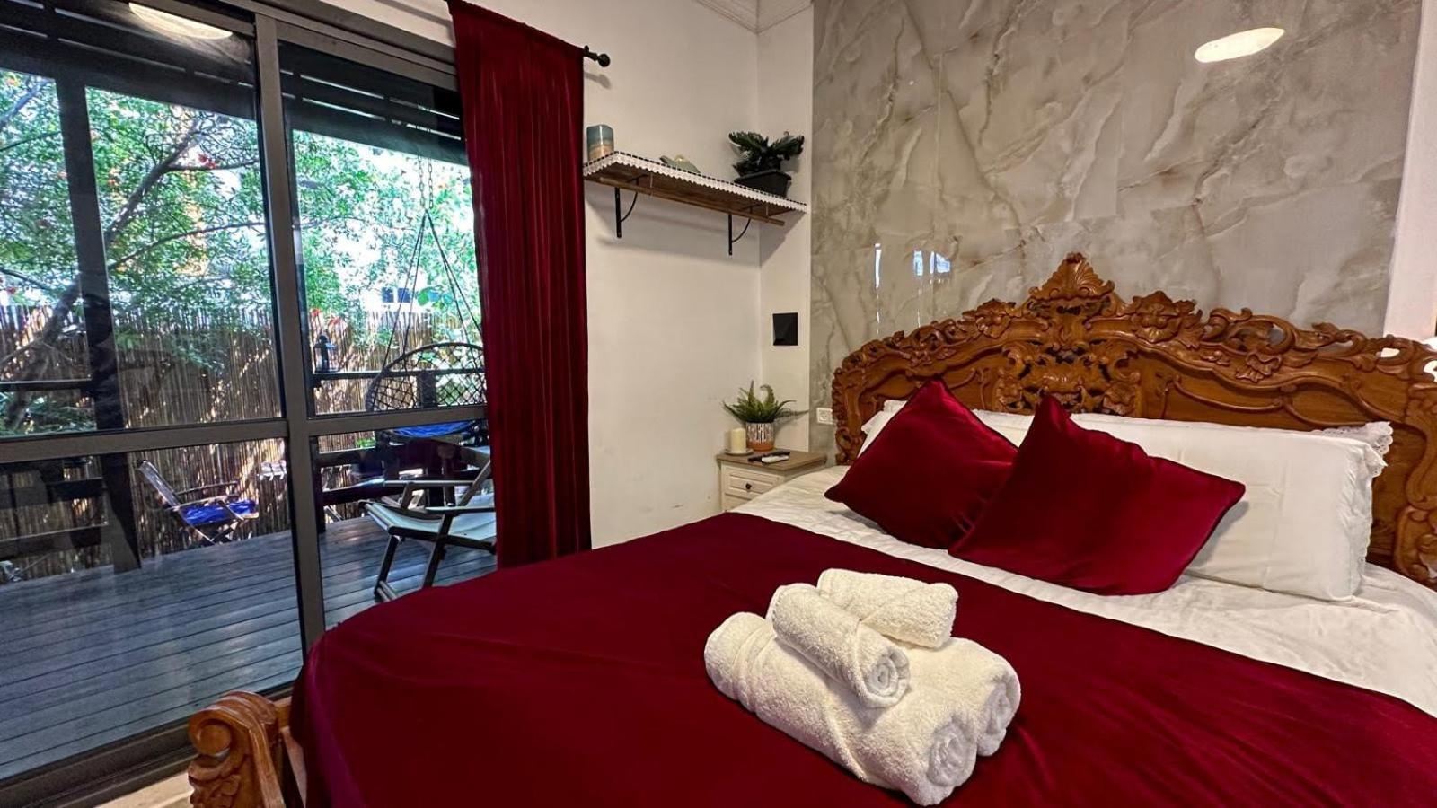 Ahuzat Shaul Seaside Bed & Breakfast Hadera Eksteriør bilde