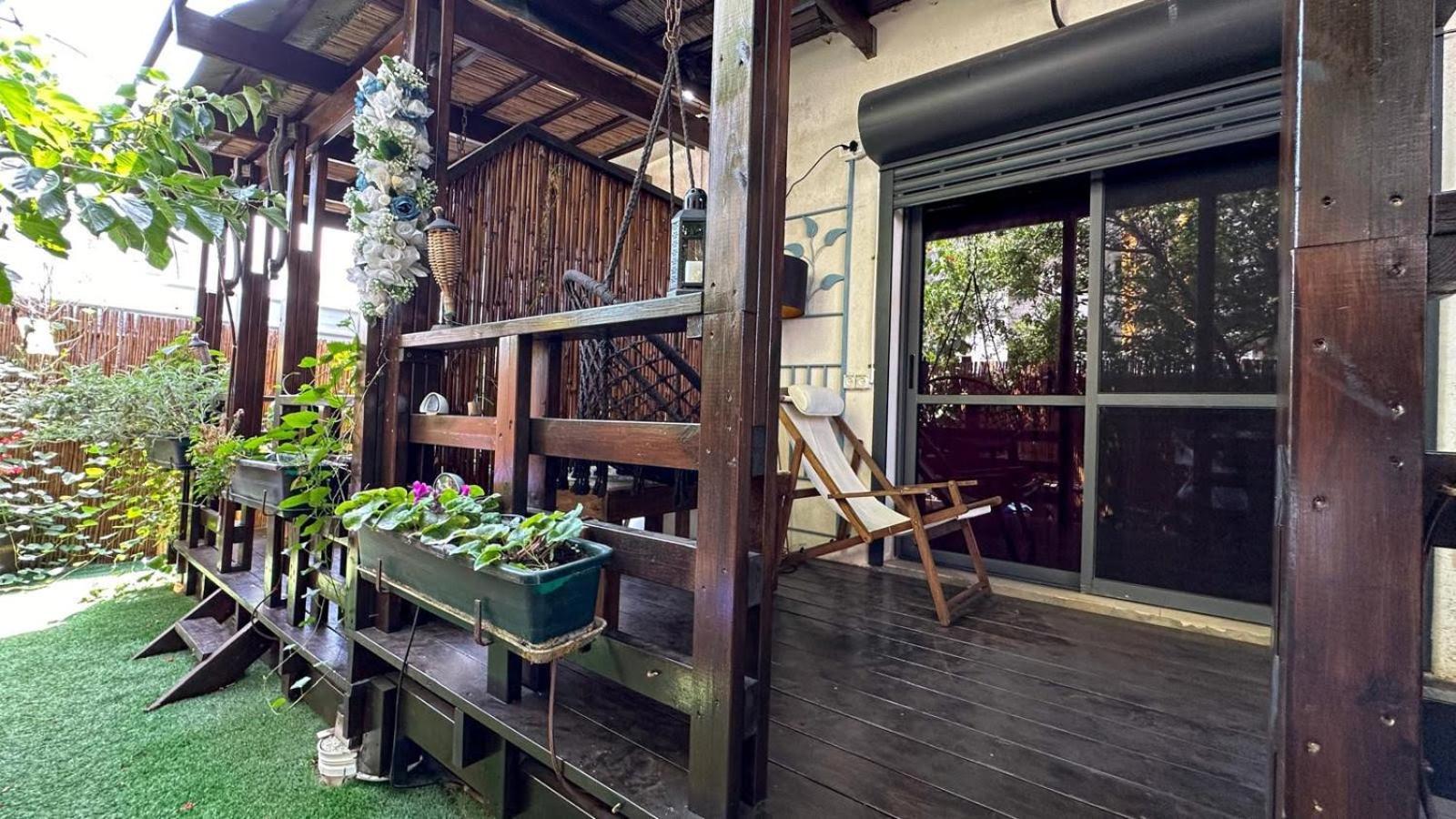 Ahuzat Shaul Seaside Bed & Breakfast Hadera Eksteriør bilde